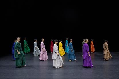 Un momento de '14'. por Tao Dance Theater.