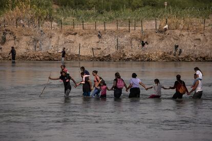 migrantes en Eagle Pass