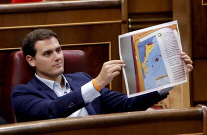 El presidente de Ciudadanos, Albert Rivera, durante el pleno del Congreso de los Diputados.