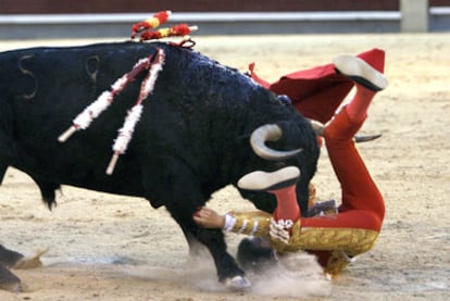 Javier Cortés, en su segundo toro.