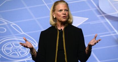 Virginia M. Rometty, presidente y consejera delegada de IBM habla en el MWC.