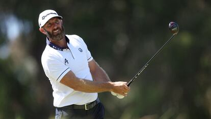 Dustin Johnson, durante la primera jornada en el torneo del LIV en Valderrama.