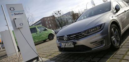 Un Volkswagen Passat eléctrico