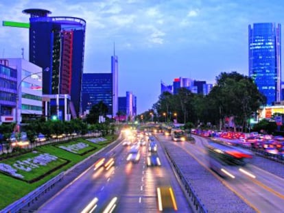 Panorámica del centro financiero de Lima.