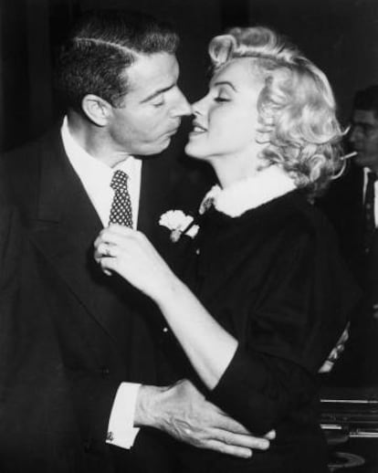 DiMaggio y Monroe, en 1954 en San Francisco.