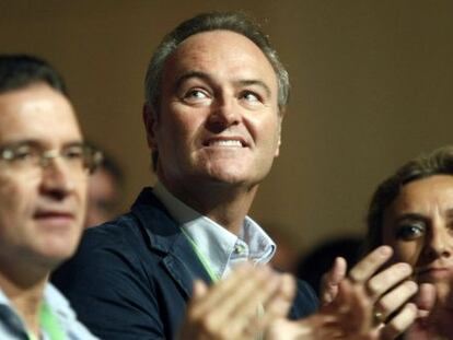 Alberto fabra, ayer, en el congreso de Nuevas Gerneraciones celebrado en Castell&oacute;n.