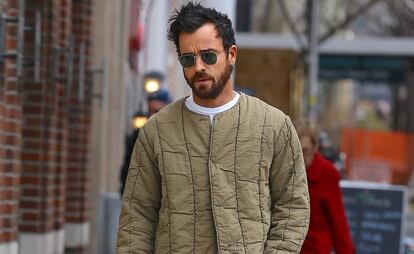 Justin Theroux paseando por las calles de Nueva York.