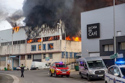 El fuego se originó poco después de las 13 horas.