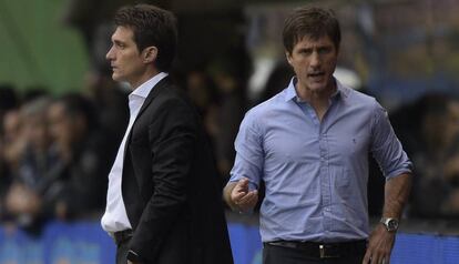 Guillermo y su hermano, Gustavo, en el cl&aacute;sico ante River. 