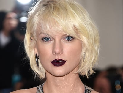 La maquilladora de Taylor Swift consiguió unificar perfectamente el tono de la piel.