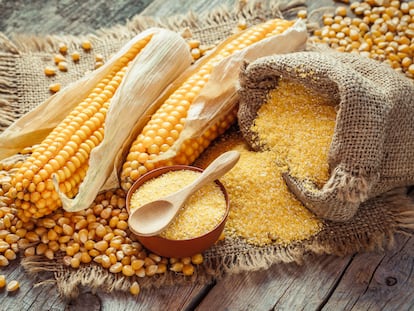 La harina de maíz tiene cierta facilidad para enranciarse debido a su contenido en grasas.