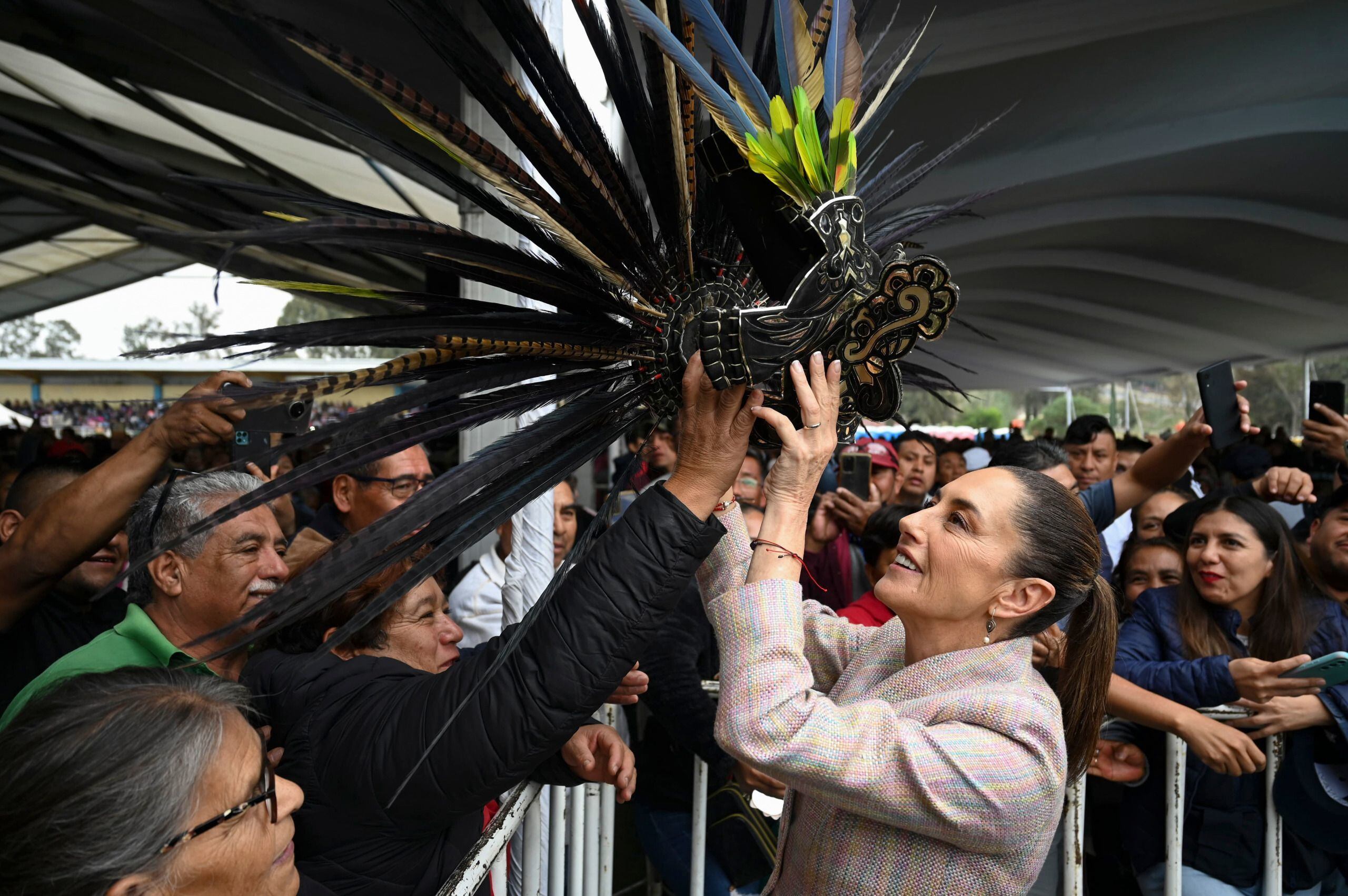Sheinbaum y hasta ahora un efectivo regreso al ritual nacionalista