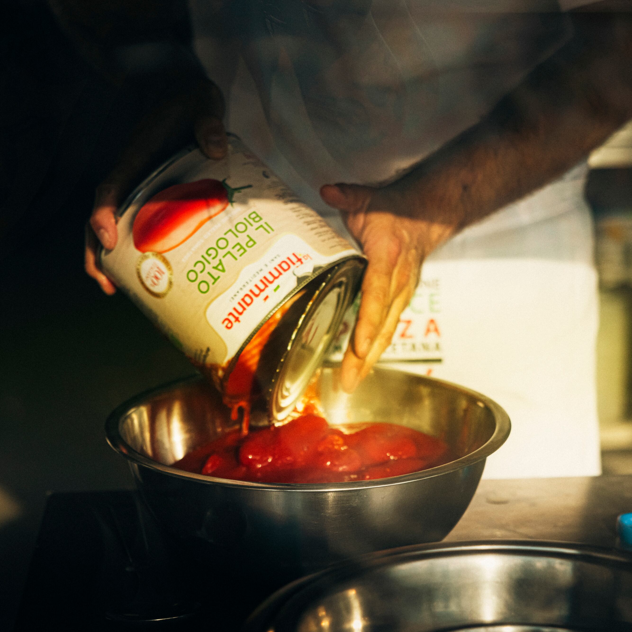 Es la hora del tomate y la albahaca. 