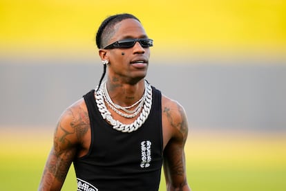 Travis Scott, en un partido de béisbol en West Palm Beach, Florida, en febrero de 2024.