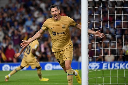 Lewandowski celebra su segundo gol ante la Real Sociedad este domingo en la segunda jornada de Liga.