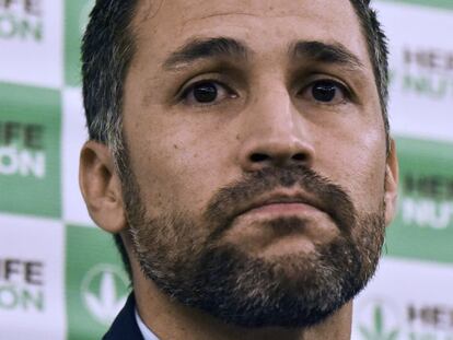 El colombiano Mario Alberto Yepes en la conferencia de prensa en la que anunció su retiro.