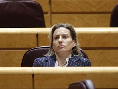 Marta Dom&iacute;nguez, en un pleno del Senado.