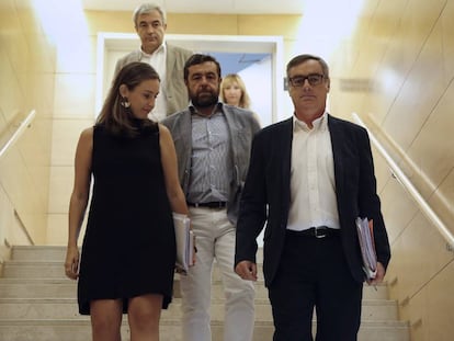 Los integrantes del equipo negociador de Ciudadanos al Congreso para una nueva reuni&oacute;n con el PP.