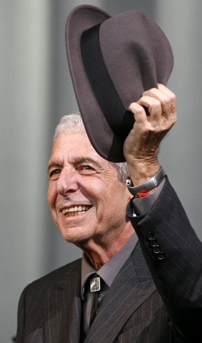 Retrato de Leonard Cohen en el Festival de Glastonbury en 2008.