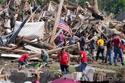  Medio millón de hogares y empresas quedaron sin electricidad tras el paso del clima extremo.