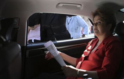 Rousseff in her presidential car.