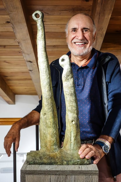 Federico Eguía, creador de El Valle de los Sueños, en su taller.