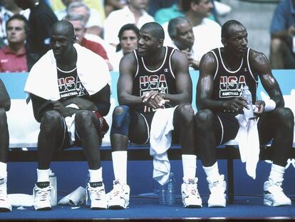 Michael Jordan, Magic Johnson y Clyde Drexler, en los Juegos de 1992.