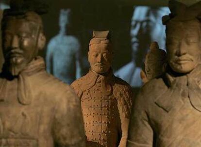 Guerreros de terracota en la exposición del Museo Británico.