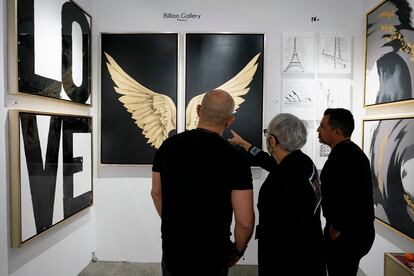 La obra del mexicano Humberto Sosa en la expo Art Basel de Miami, en 2021.
