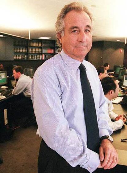 Bernard L. Madoff, en la sede de su empresa en 1999.