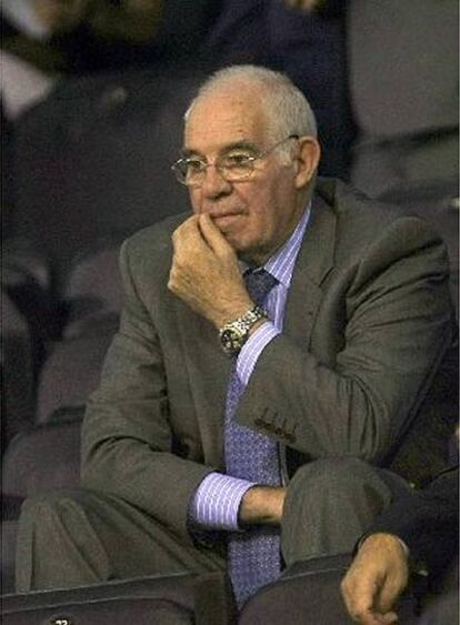 Luis Aragones, en el partido de Champions Valencia-Chelsea