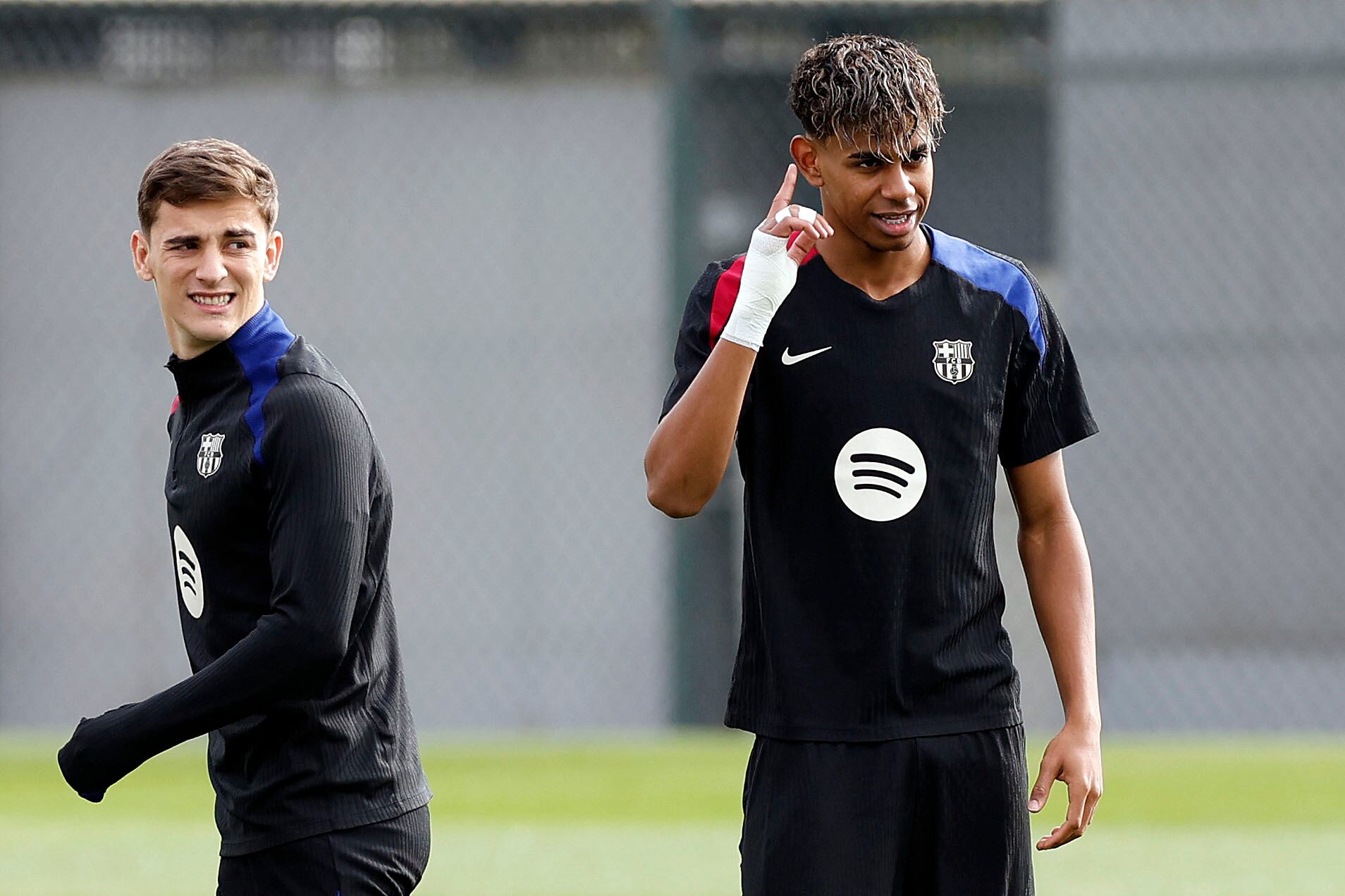 Barcelona – Rayo en directo | De Jong y Fort entran en el once de Flick