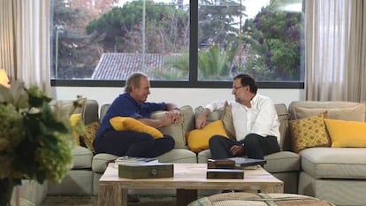 Rajoy charla con Bertín Osborne.