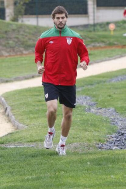 LLorente se entrena en Lezama.