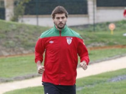 LLorente se entrena en Lezama.