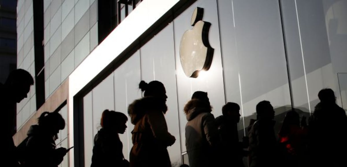 Apple invierte 1.000 millones en el fondo tecnológico de Softbank ...