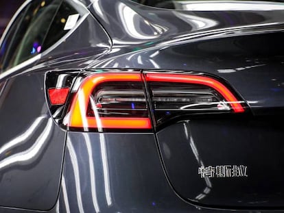 El Tesla Model 3 fabricado en China sigue rebajando su precio