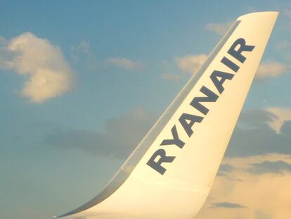 Almunia enseña las garras a Ryanair, Google y Goldman Sachs