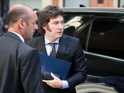 Javier Milei, durante una ceremonia para conmemorar a las víctimas del Holocausto, en Buenos Aires (Argentina), el 26 de enero de 2024.