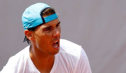 Nadal, durante un entrenamiento en Roland Garros.