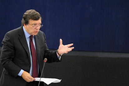 Durão Barroso interviene en el Parlamento Europeo en Estrasburgo, durante el pleno celebrado ayer.