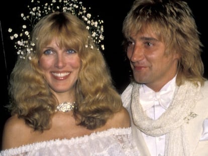 Rod y Alana Stewart el día en el que contrajeron matrimonio, en 1979.