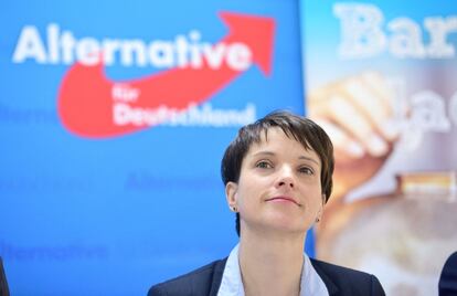 Frauke Petry, presidenta de Alternativa para Alemania, el 29 de febrero en Maguncia.