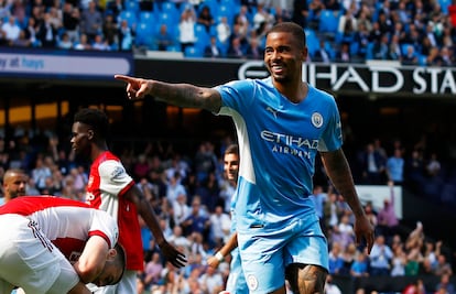 Gabriel Jesús celebra un gol en el último Manchester City-Arsenal. / (REUTERS)