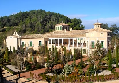 A 17th-century mansion converted into a luxury hotel in Alicante.