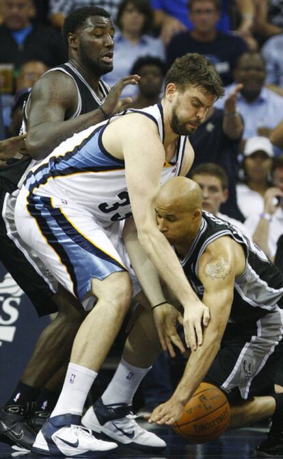 Marc Gasol tivo una actuación excelente en la victoria de los Grizzlies contra San Antonio.