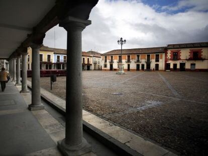 Plaza de Navalcarnero bajo la que est&aacute;n las cuevas en cuyo presupuesto el Estado ha detectado irregularidades. 