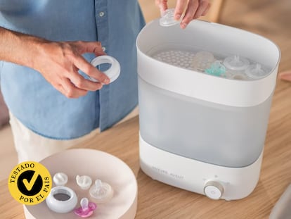 Artículo de EL PAÍS Escaparate que compara y analiza a fondo los mejores esterilizadores de biberones de 2024.