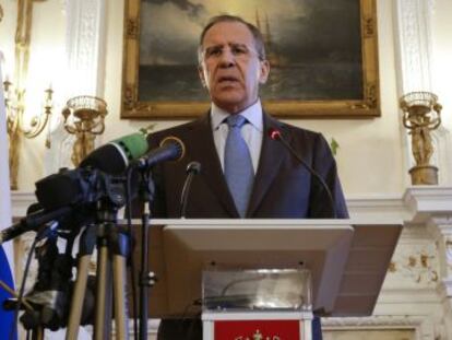 Sergéi Lavrov durante a coletiva de imprensa, nesta sexta-feira.