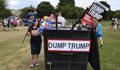 Protestas contra Trump durante su visita en Escocia el 14 de julio de 2018. 